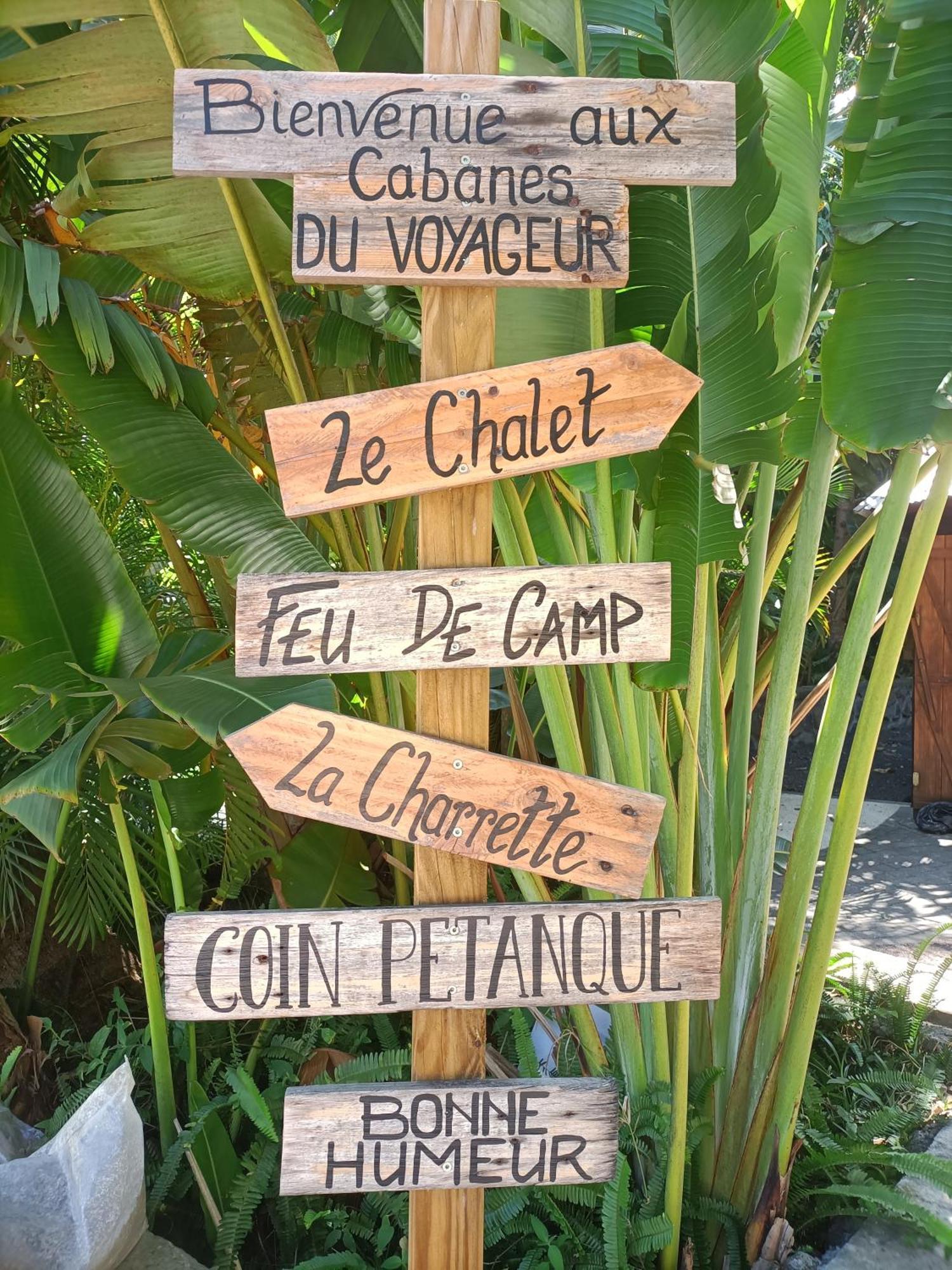 Les Cabanes Du Voyageur Sainte-Marie Ngoại thất bức ảnh